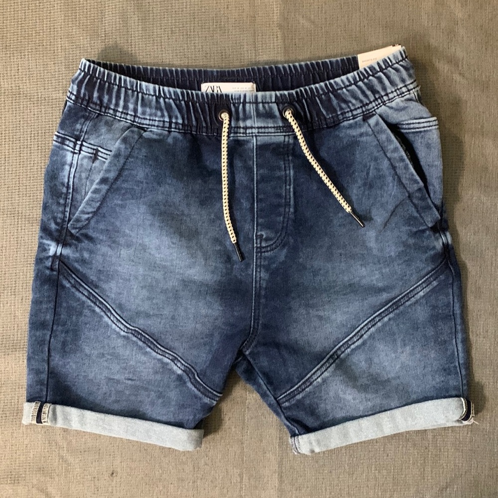 Zara men jeans shorts. Size medium / 31